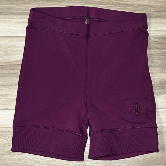 Free People Movement Victory Biker Shorts Mulberry Size Small - Picture 2 of 5